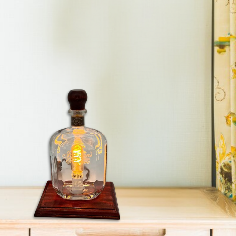 Jefferson Reserve Bourbon Bottle Light